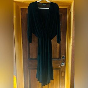 1970’s Elegant Black Maxi Dress with Fringe